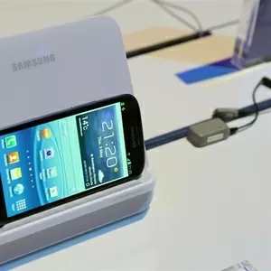 F / S новом Samsung Galaxy S III (S3)