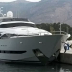 Моторные Яхты на Средиземном море ( Продажа-Аренда )