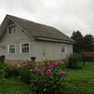 Ярославское,  Обжитой дом со всеми коммуникациями ПМЖ в деревне  
