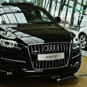 Audi Q7 Black