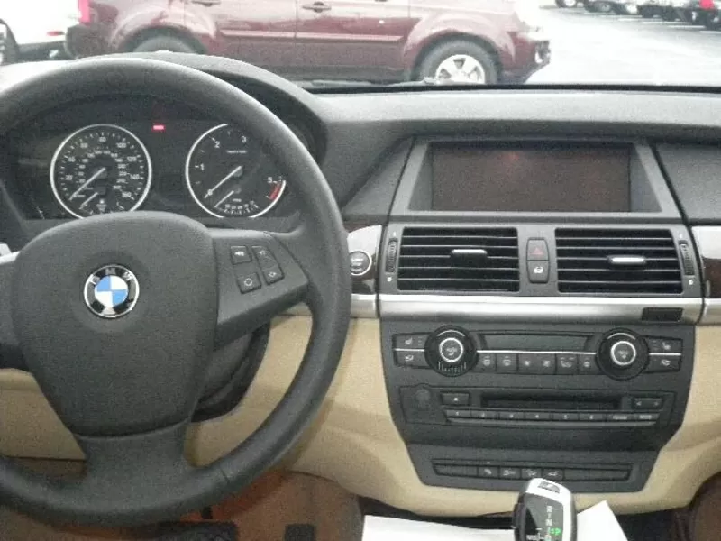 Продаю 2010 BMW X5 XDrive35D 4D Sport Utility 5