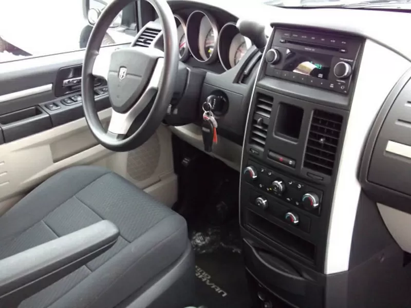 2010 Dodge Grand Caravan от салона AutoMay 3