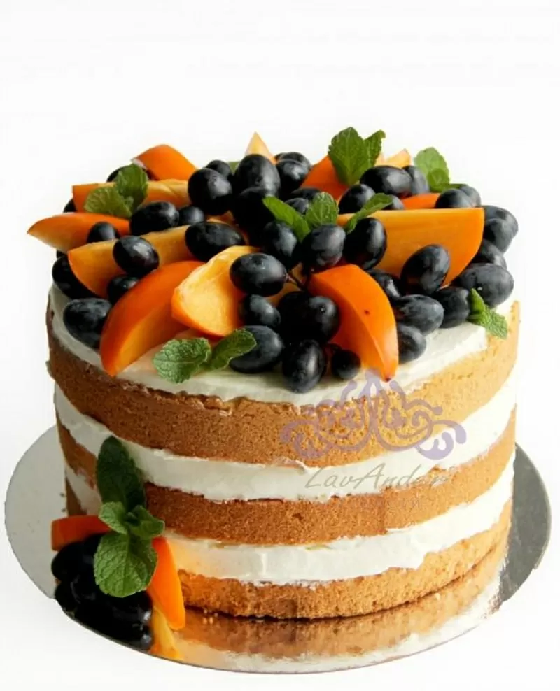 Naked cake с имбирем,  медом и ягодами