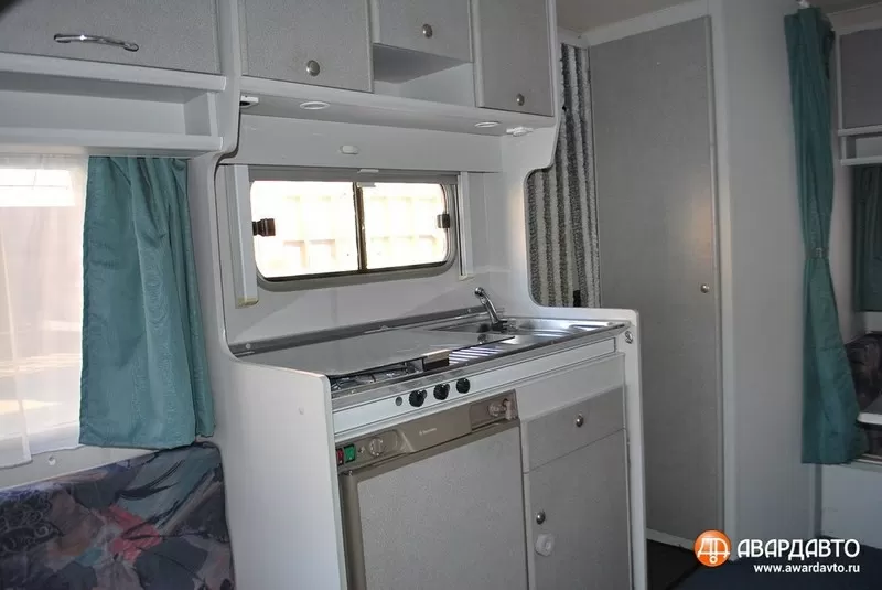 Прицеп кемпинговый дом дача  BEYERLAND SPRINTER 390-D 7