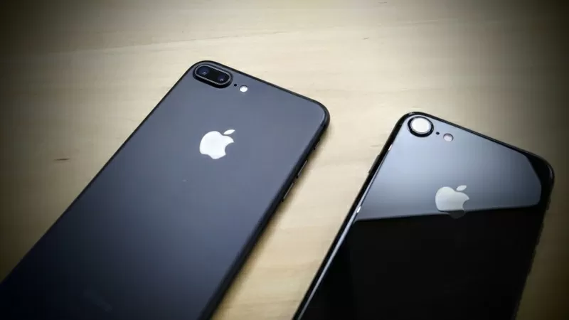 Iphone 7 и 7+ уже в продаже 3