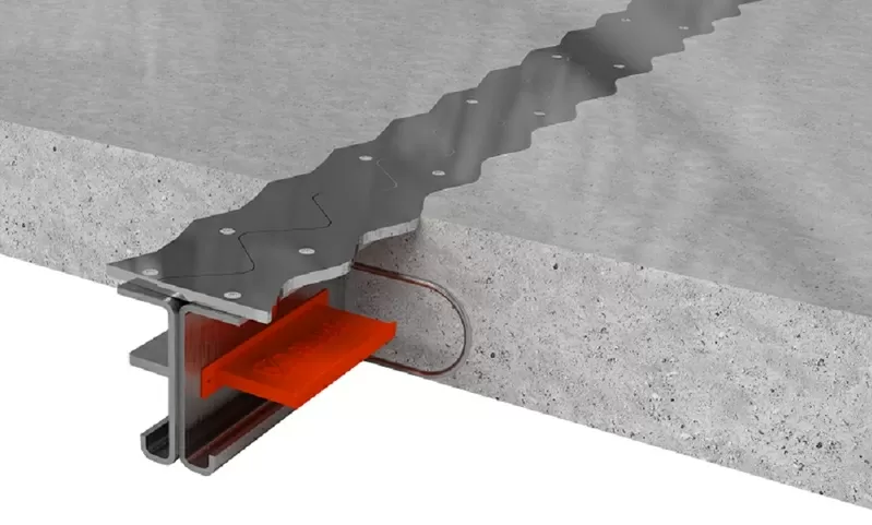 Деформационный шов. Несъёмная металлическая опалубка для бетонного пола
