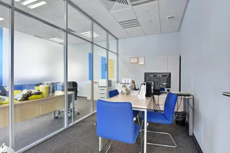 Сдам офисное помещение площадью 2185м2 в бизнес центре Красносельский