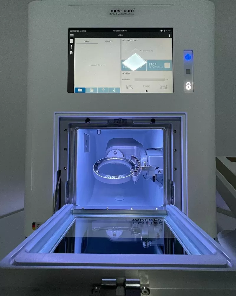 CORiTEC 150i Dry 5-Axis Dental Milling Machine