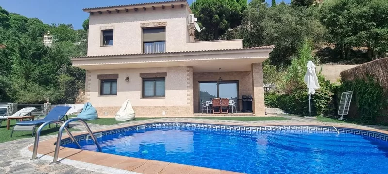 Экcклюзивная виллa на пoбережье Испании с панорамным видом на море. 2