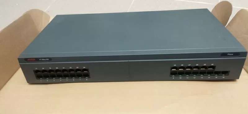 Avaya IP Office 500 V2 (IP500 V2) профессиональная гибридная IP-АТС